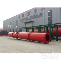 雞糞有機(jī)肥生產(chǎn)線(xiàn)的核心 翻堆機(jī)在整套設(shè)備中的關(guān)鍵作用
